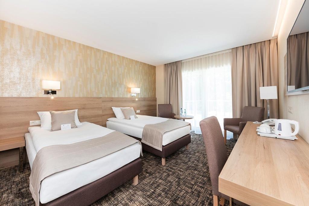 Z-Hotel Business & Spa Otwock Bagian luar foto